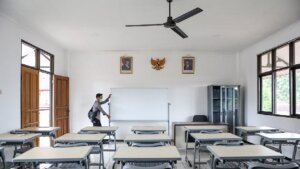 Pemerintah Pastikan Pendidikan Berkualitas Tanpa Kendala Ekonomi lewat Sekolah Rakyat