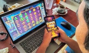 Mewaspadai Bahaya Judi Daring di Balik Layar Gawai Anak