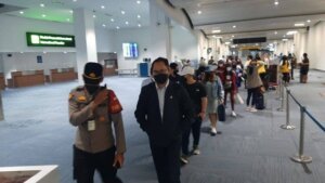 Keberhasilan Aparat Keamanan Pulangkan WNI Terduga Pelaku Judi Daring dan Penipuan di Filipina
