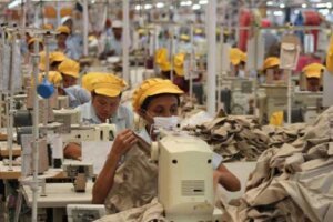 Komitmen Kuat Pemerintah Tingkatkan Kesejahteraan Buruh dan Tekan Angka Kemiskinan