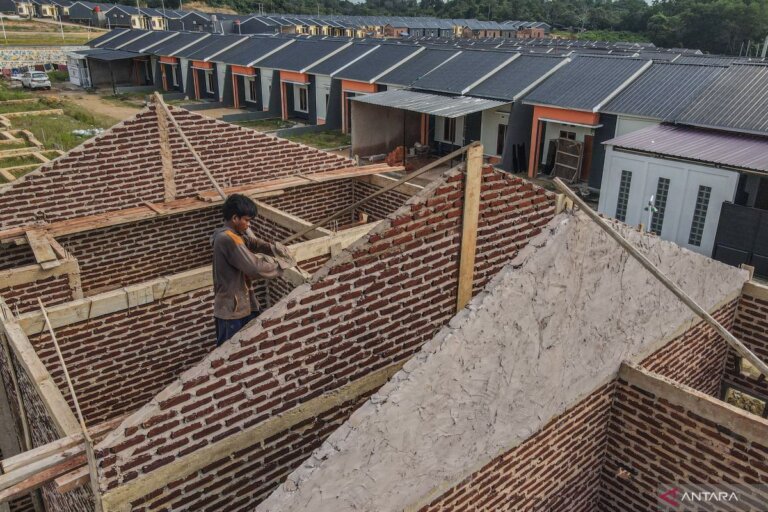 Tahun Pertama Pemerintahan Pragib: Ekonomi Bertumbuh, Rumah Subsidi Semakin Terjangkau untuk MBR