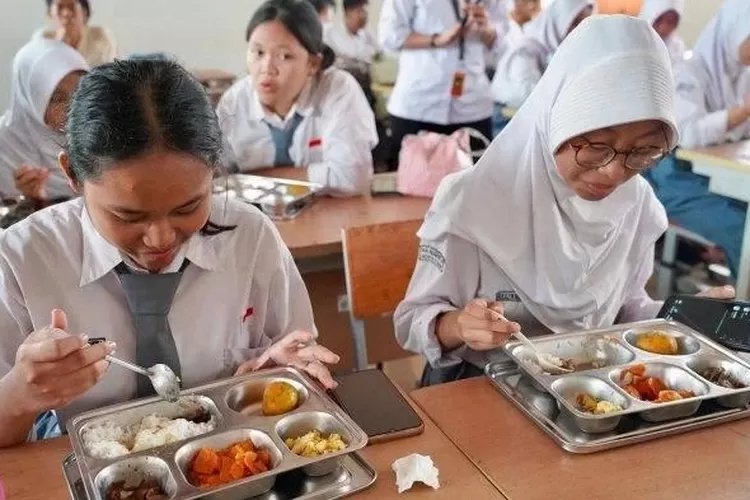 Presiden Prabowo Bangun Fondasi Generasi Unggul 2045 Melalui Program MBG