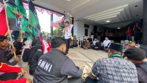 Pemerintah Tegaskan Aspirasi 17+8 Diimplementasikan Lewat Stimulus Ekonomi dan Cegah PHK