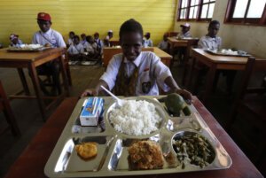Makan Bergizi Gratis di Papua Jadi Harapan Generasi Emas
