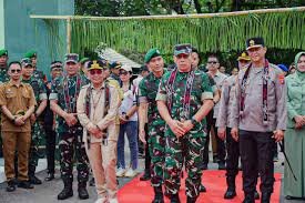 Sinergitas TNI–Polri Jamin PSU Aman, Masyarakat Tenang Salurkan Hak Pilih