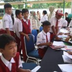 Sekolah Rakyat: Tanpa Titipan, Sogok dan Suap
 
 