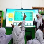 Digitalisasi sebagai Jalan Pemerataan Pendidikan Bermutu