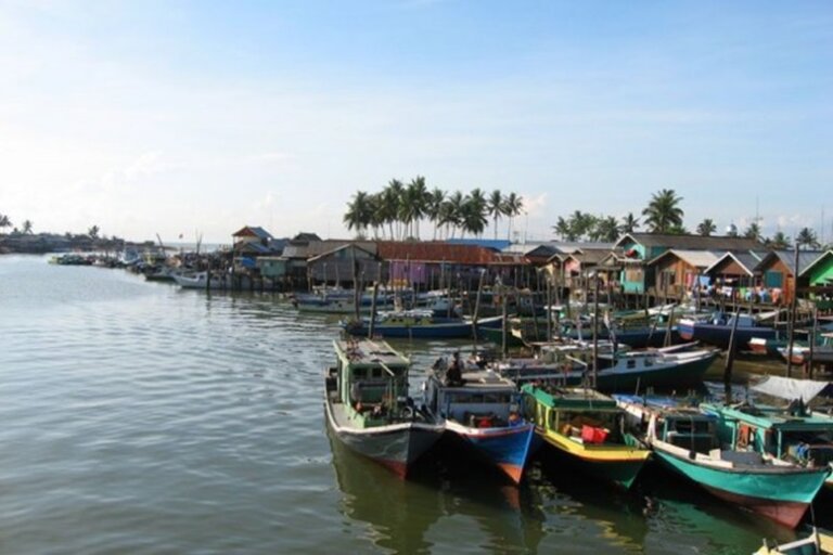 Ketahanan Pangan dan Penguatan Ekonomi Pesisir melalui Desa Nelayan