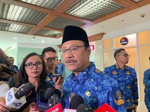 Pemerintah Buka Rekrutmen Ribuan Guru untuk Perkuat Program Sekolah Rakyat