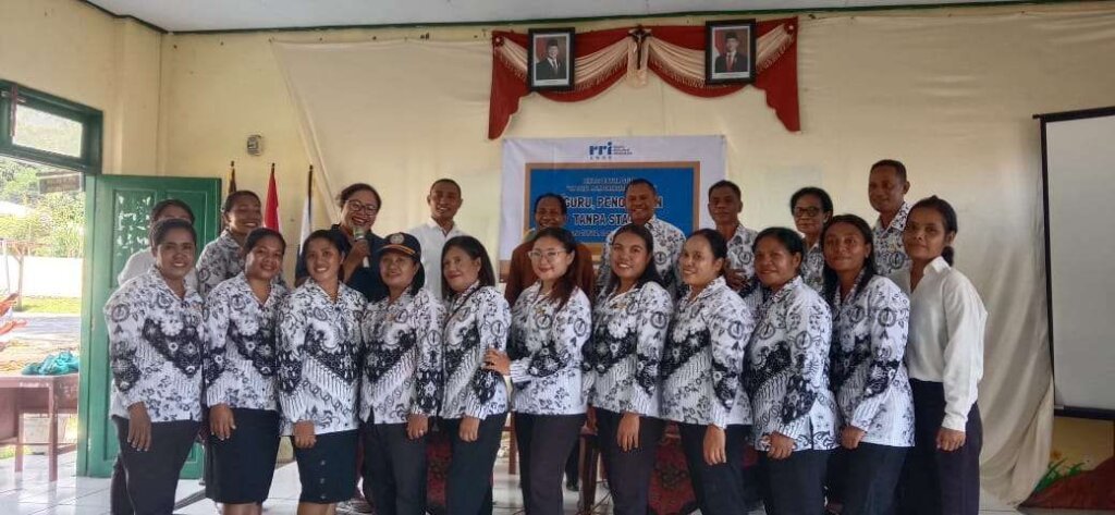 Prabowo dan Upaya Memuliakan Guru Indonesia