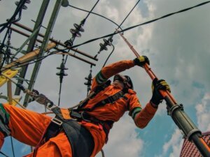 Seluruh Desa di Indonesia Masuk Target Pemerintah untuk Akses Listrik Merata
