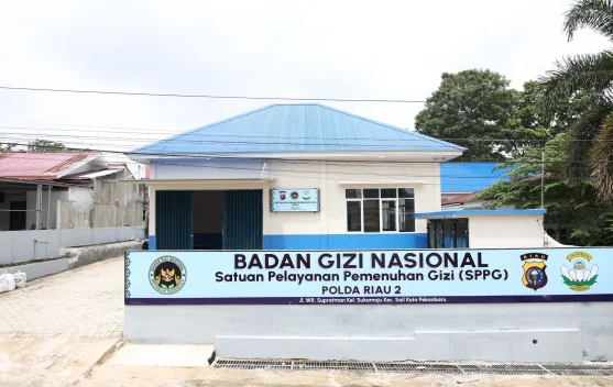 Pemerintah Evaluasi MBG, DPR Sambut Baik Moratorium Dapur Baru