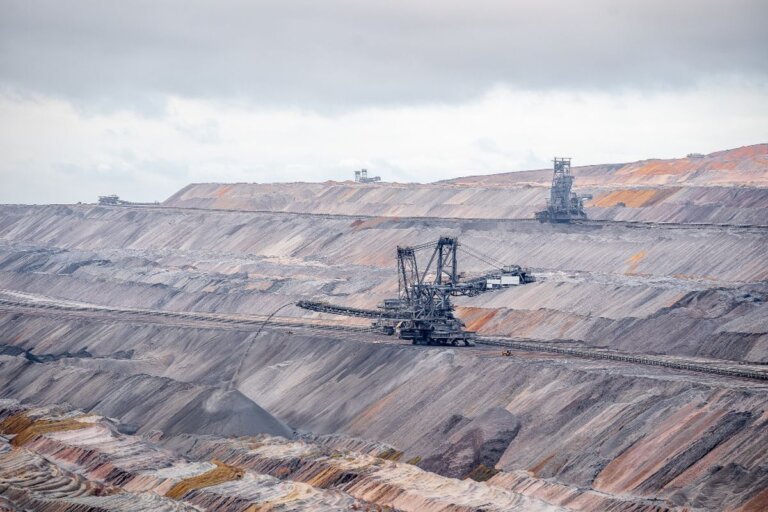 Pemerintah Percepat Hilirisasi Mineral Kritis dan Tata Kelola Ekspor LTJ