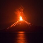 Pemerintah Tepat Mengutamakan Keselamatan Warga dan Penerbangan saat Erupsi
 